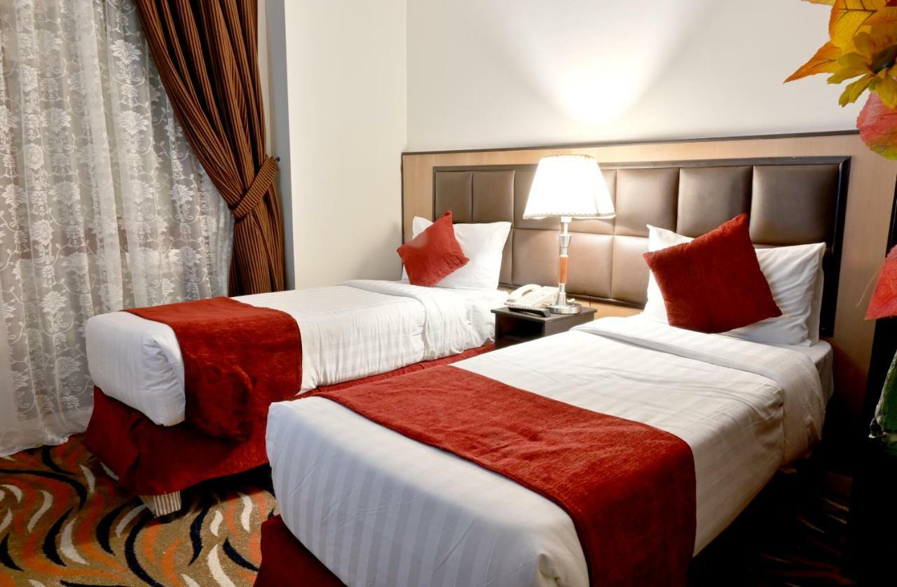 Hayah Al Waha Hotel Medina Exterior photo